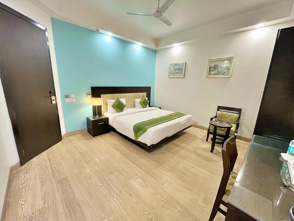 Amber Inn By Orion Hotels Nueva Delhi Exterior foto