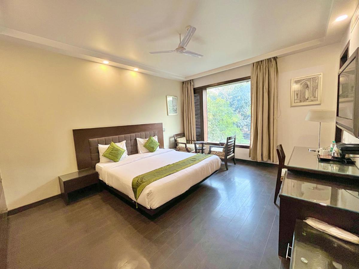 Amber Inn By Orion Hotels Nueva Delhi Exterior foto