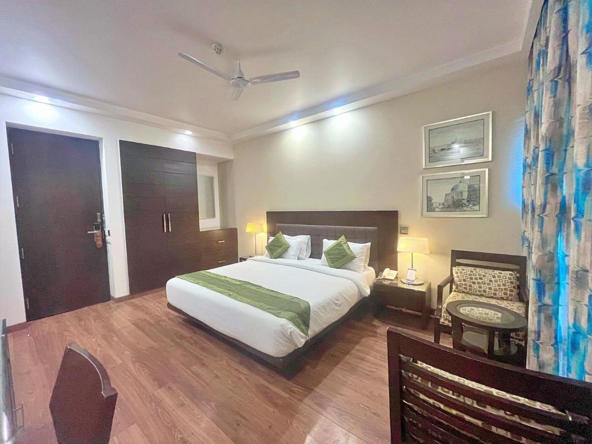 Amber Inn By Orion Hotels Nueva Delhi Exterior foto